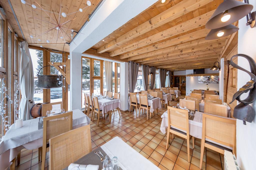 Logis Gai Soleil Hotel