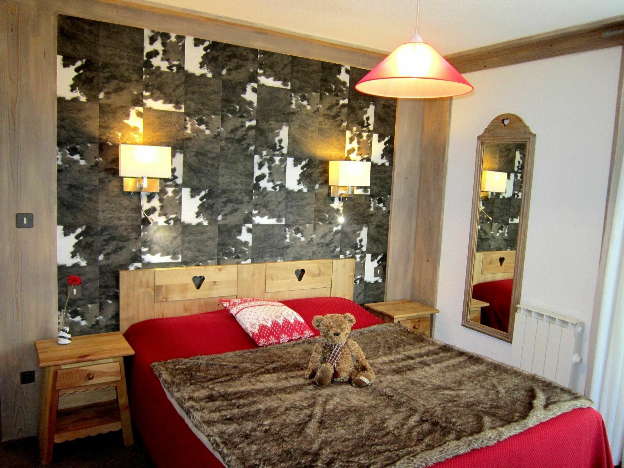 Logis Gai Soleil Hotel