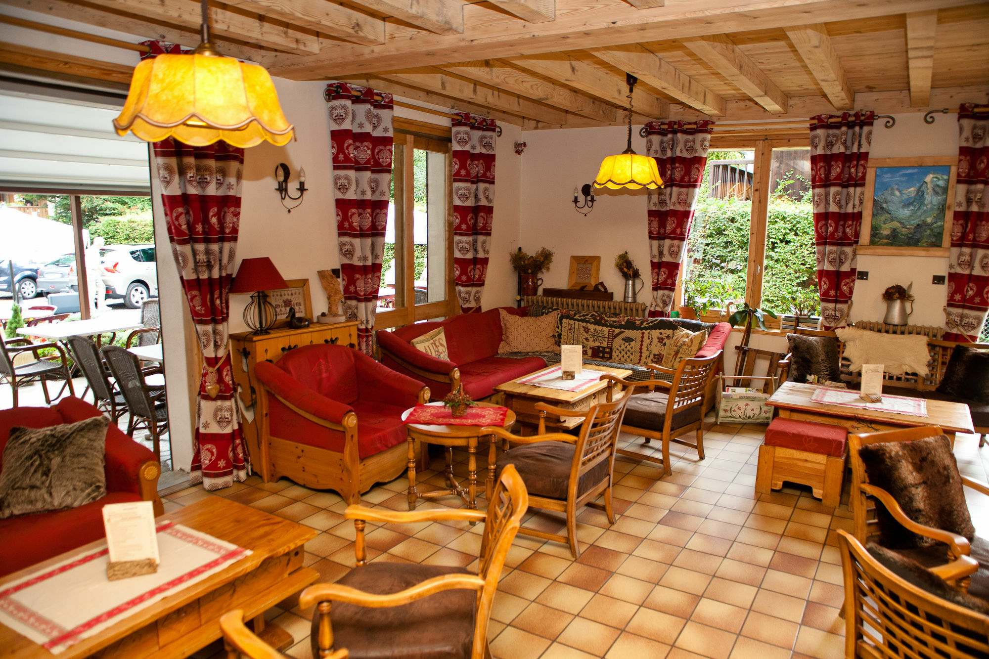 Logis Gai Soleil Hotel 3*